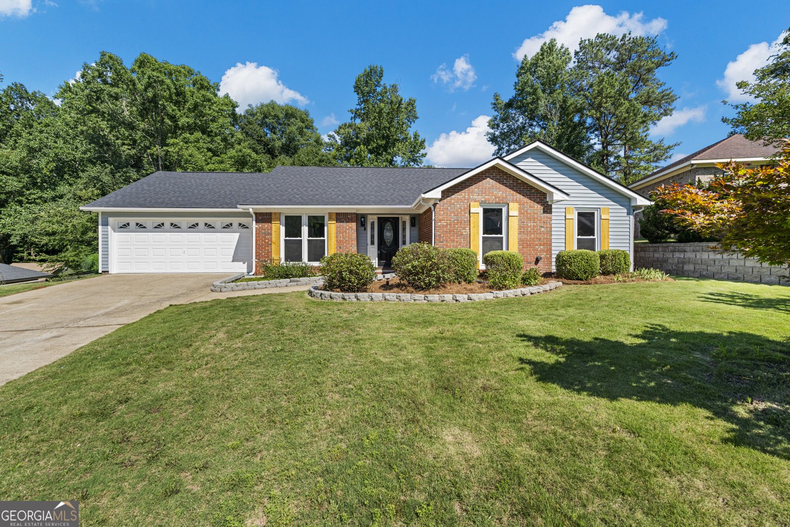 6020 WHITEHAVEN DRIVE COLUMBUS - main photo