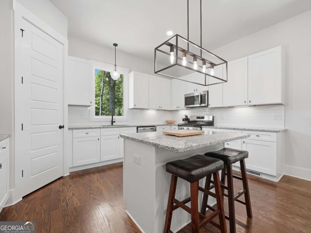 110 Old Avery Drive Canton - Photo 13
