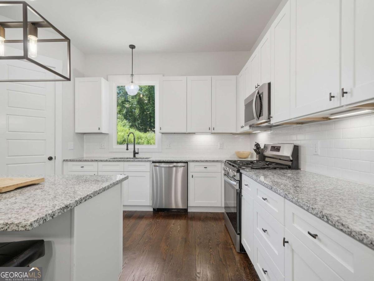 110 Old Avery Drive Canton - Photo 9