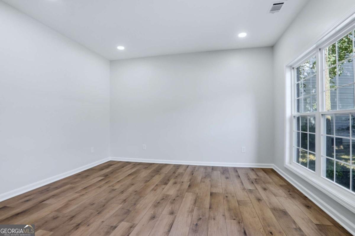 424 Payton Court Stockbridge - Photo 13