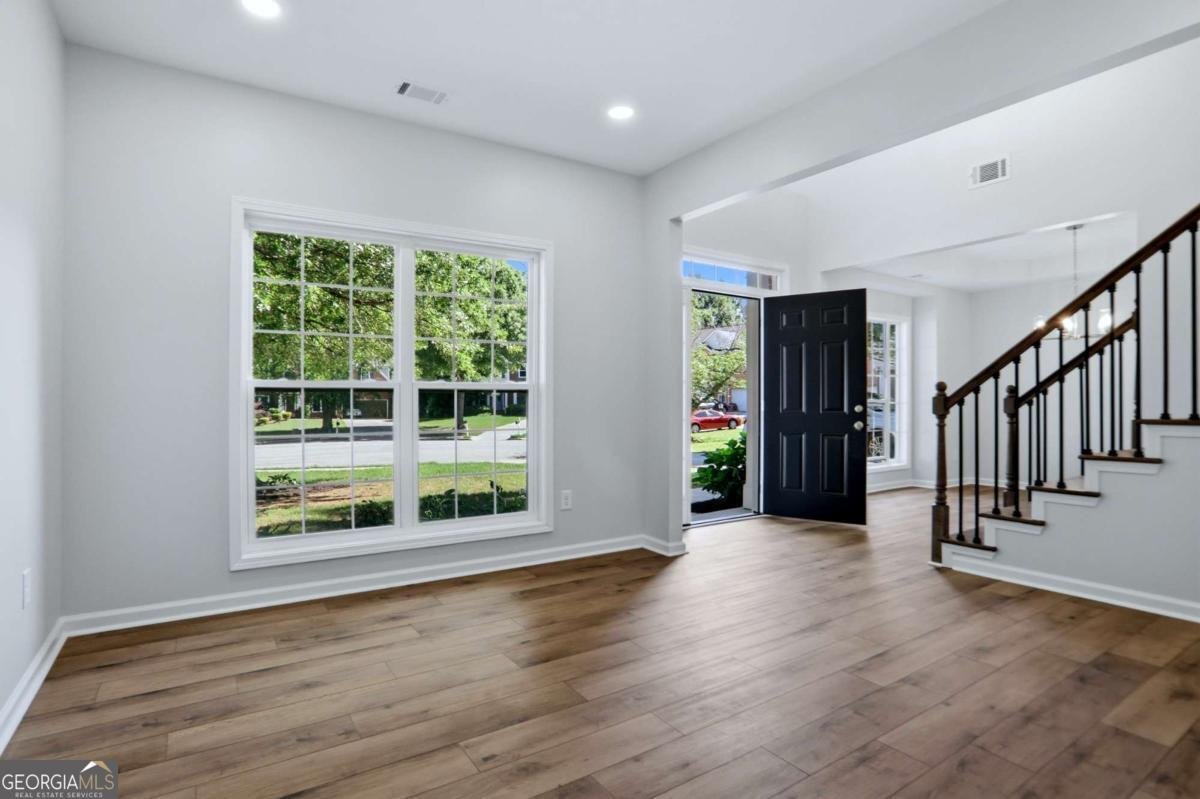 424 Payton Court Stockbridge - Photo 14