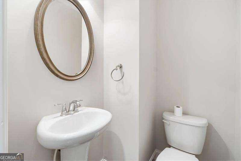 7990 Willoughby Court Alpharetta - Photo 13