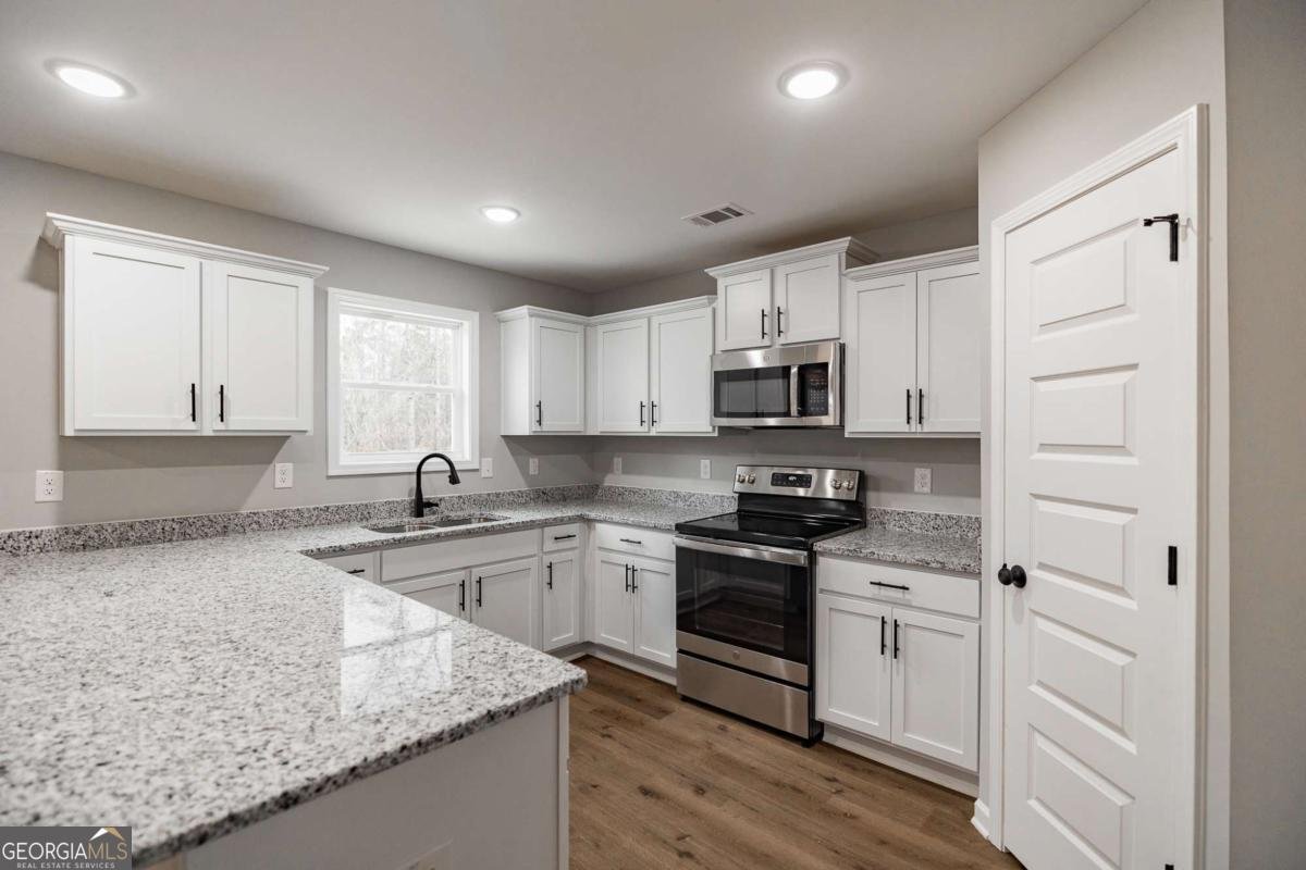 107 Berkeshire Court Athens - Photo 12
