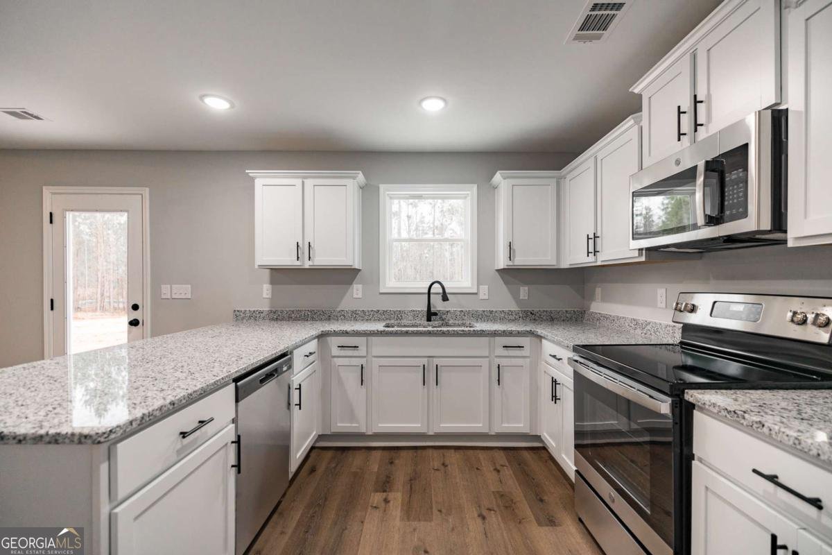 107 Berkeshire Court Athens - Photo 13