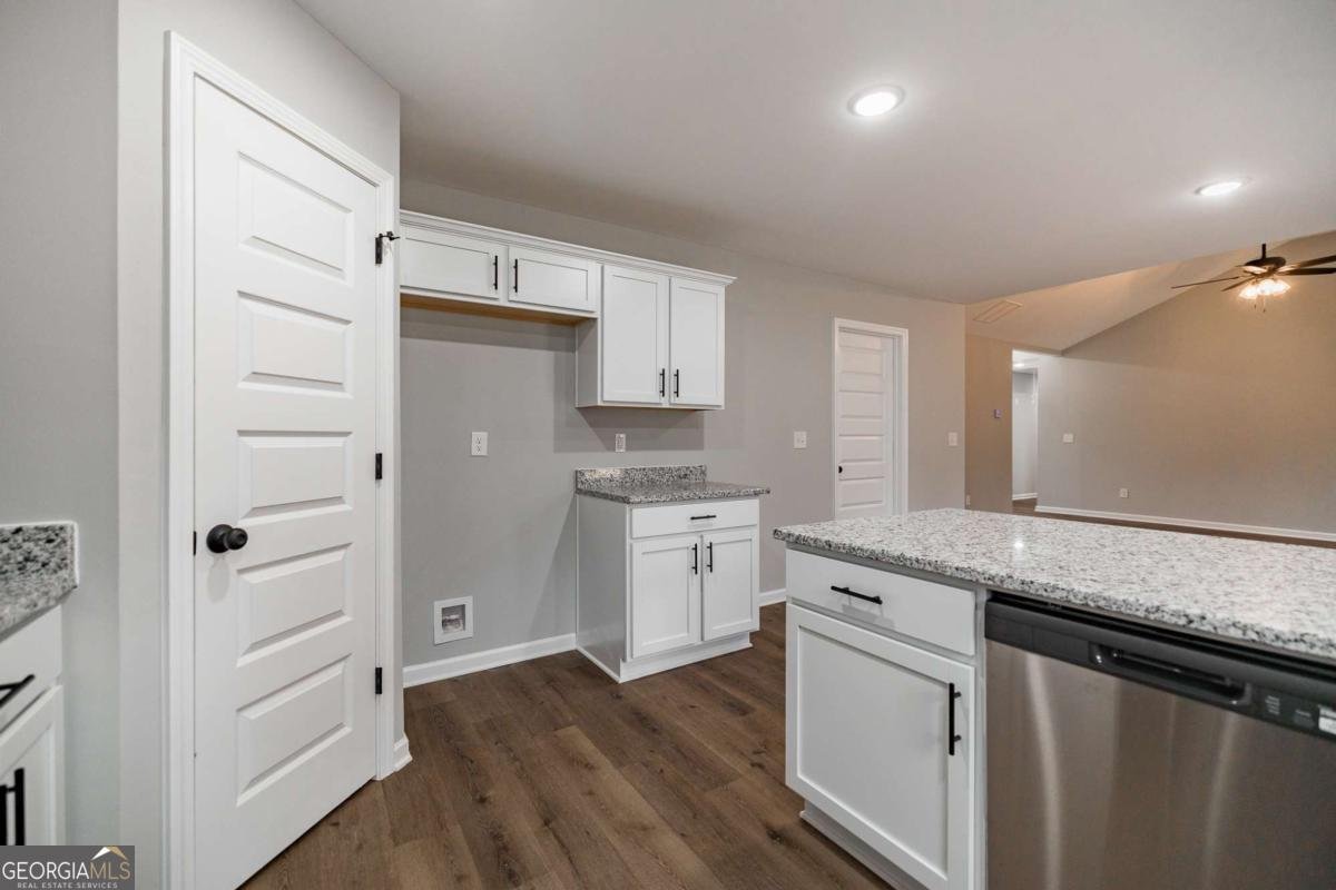107 Berkeshire Court Athens - Photo 14