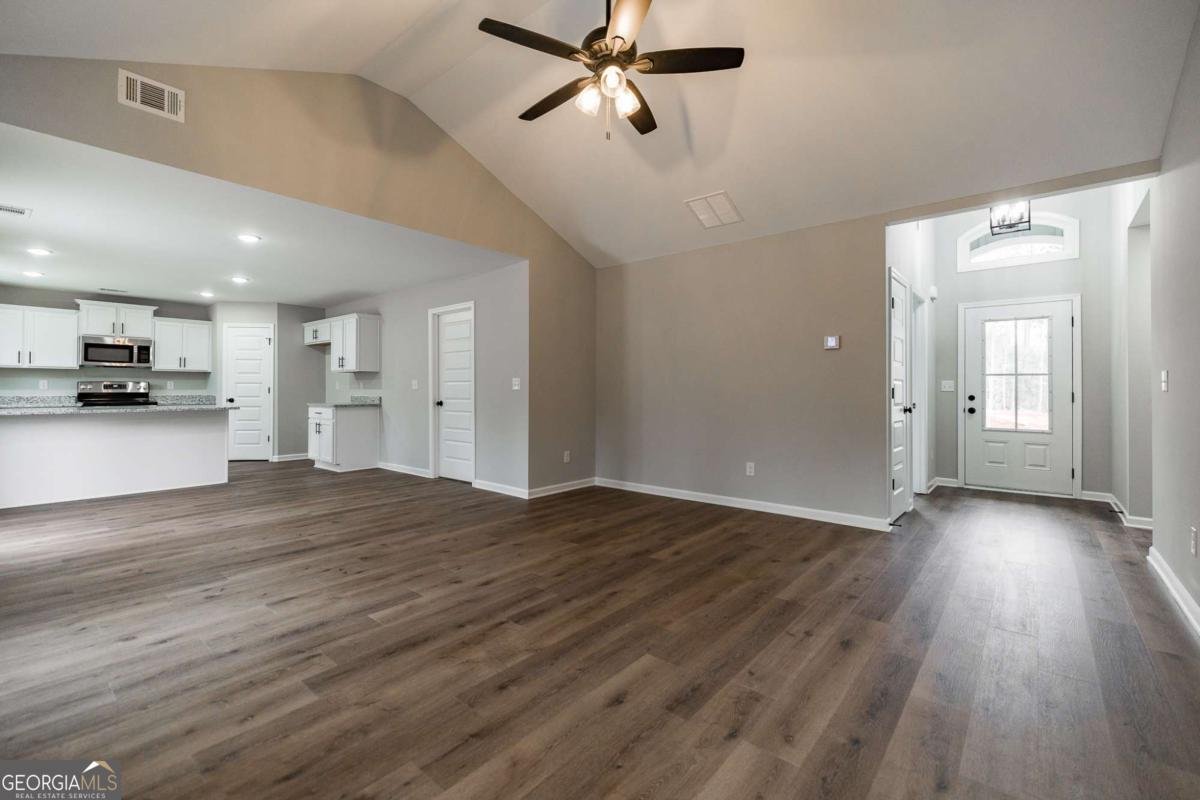 107 Berkeshire Court Athens - Photo 7