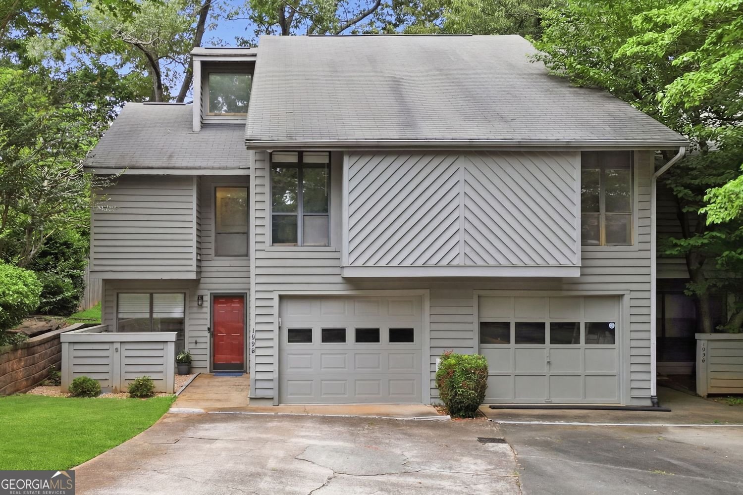 1098 Creatwood Place Smyrna - main photo