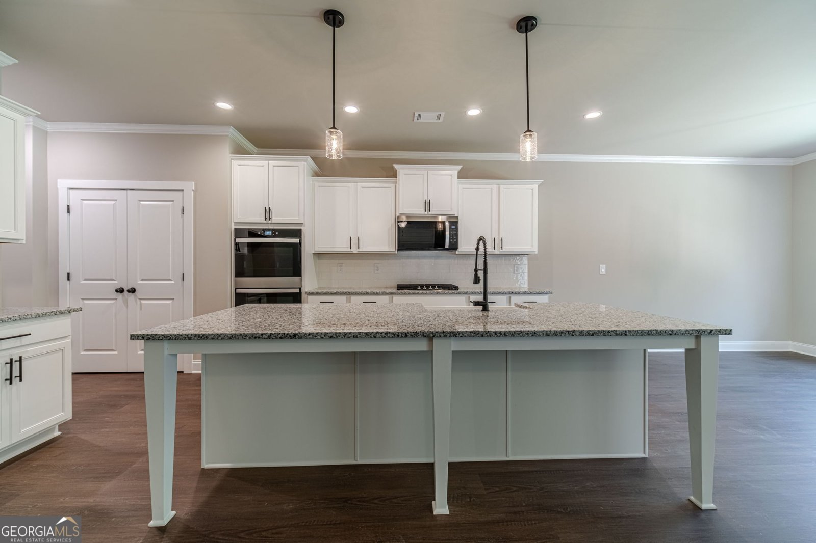 348 Pinewood Drive Covington - Photo 7