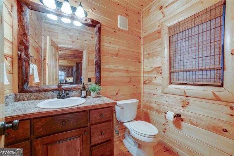 138 Lucius Lane Cherry Log - Photo 9