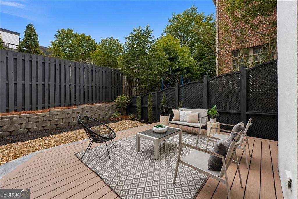 1112 Valley Overlook Drive Atlanta - Photo 15