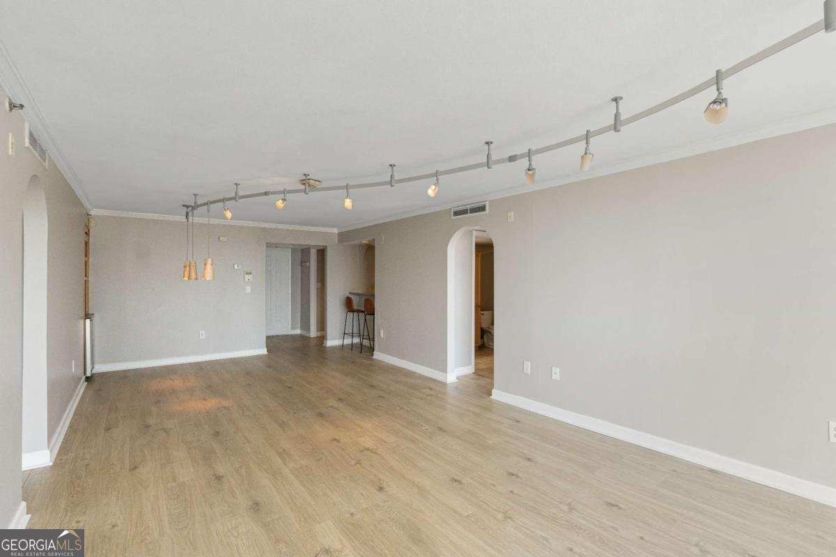 2870 Pharr Court South Atlanta - Photo 14