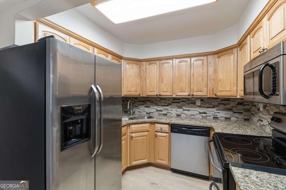 2870 Pharr Court South Atlanta - Photo 7