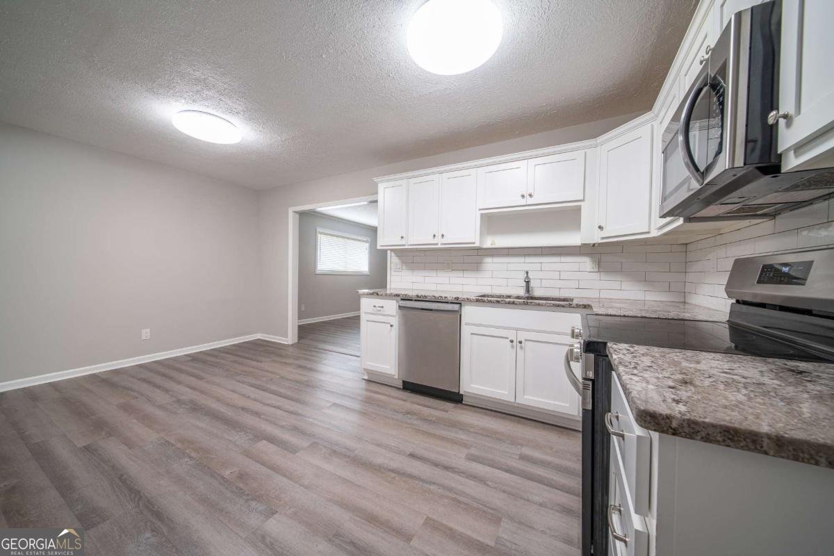6040 Luna Drive Columbus - Photo 12