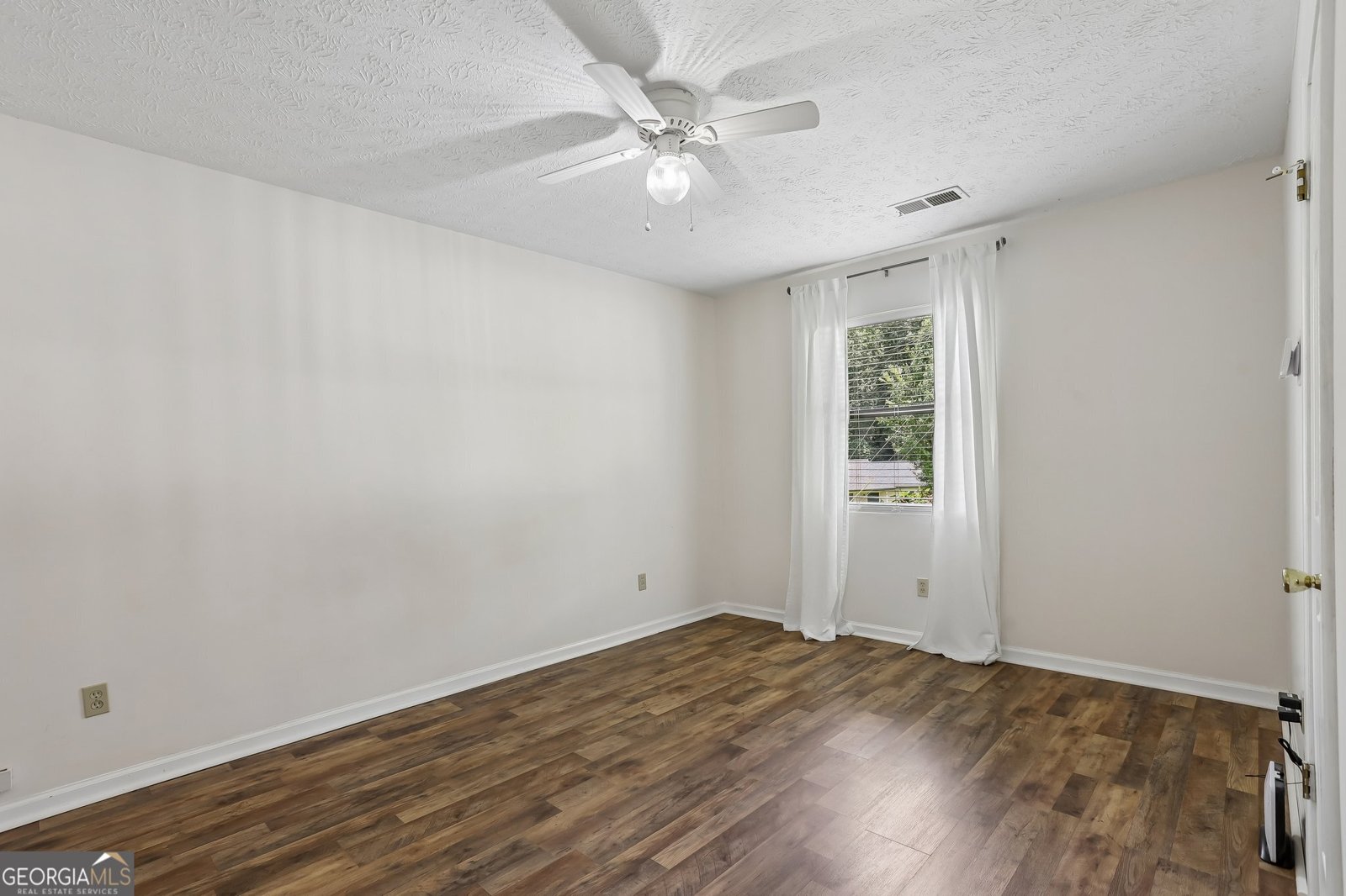 5800 Angela Court Douglasville - Photo 13