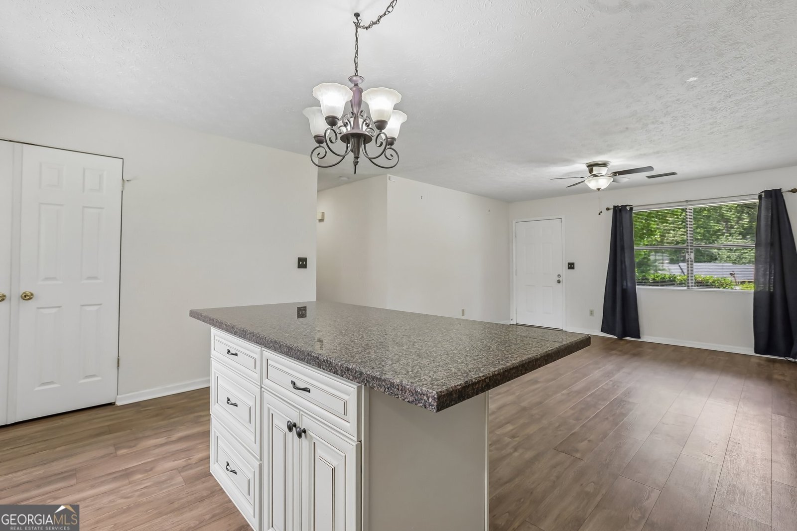 5800 Angela Court Douglasville - Photo 6