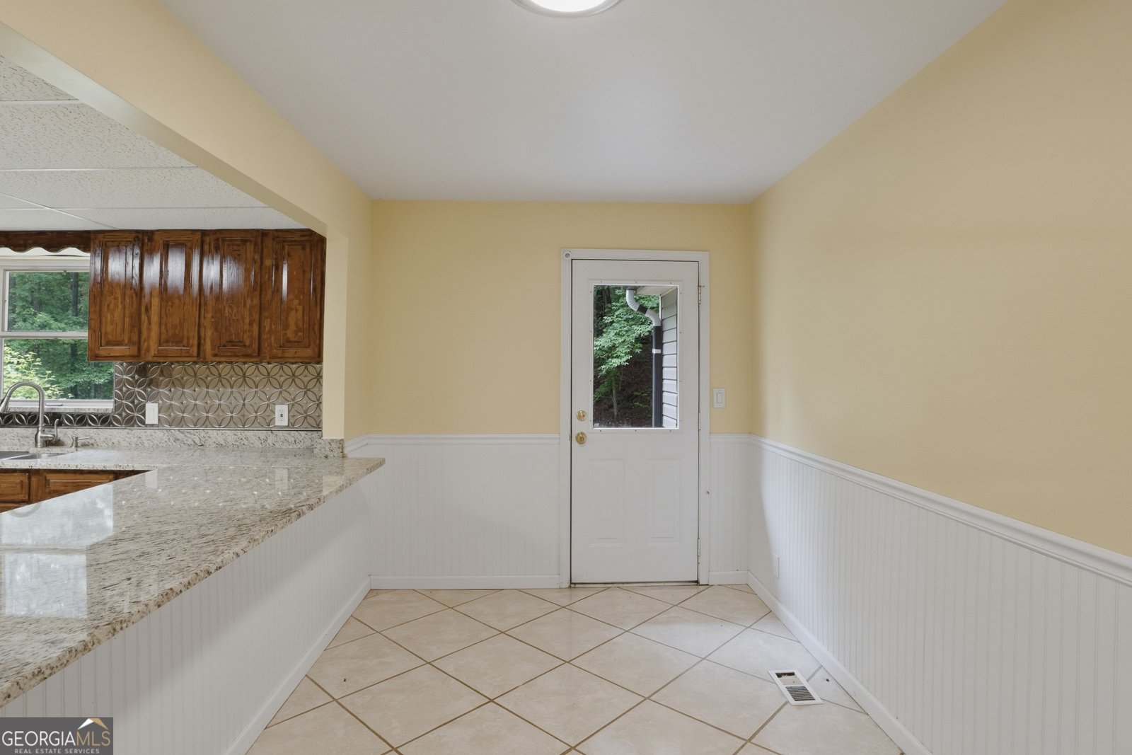 370 Darren Drive Fayetteville - Photo 9