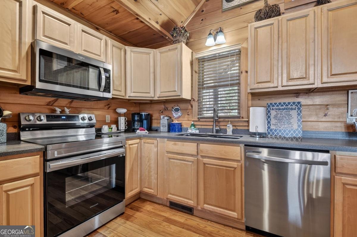 195 Trina Lane Blue Ridge - Photo 19