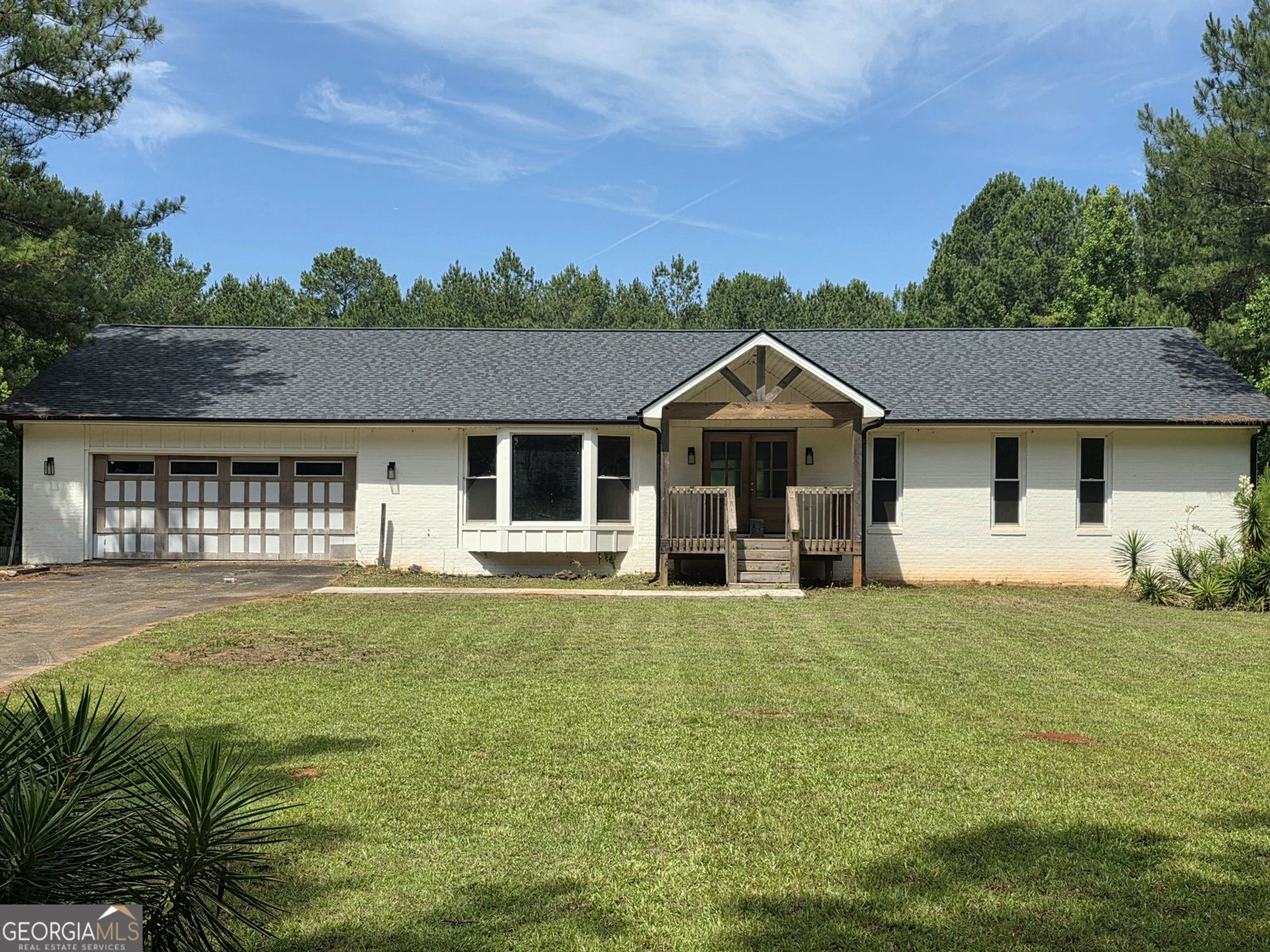 904 Sunset Drive Locust Grove - main photo