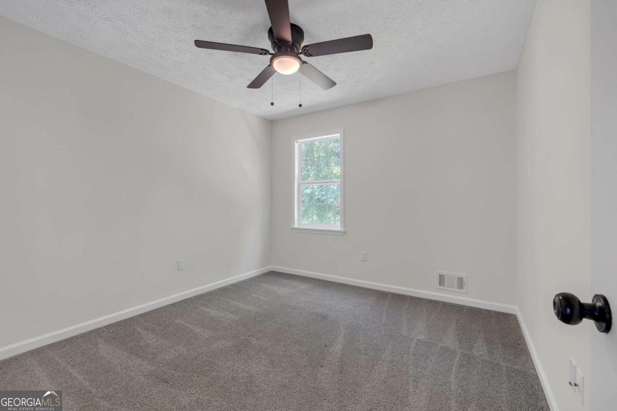 1258 Autumn Hill Lane Stone Mountain - Photo 17