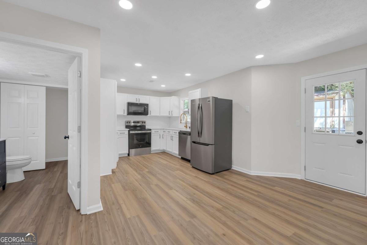 1258 Autumn Hill Lane Stone Mountain - Photo 8