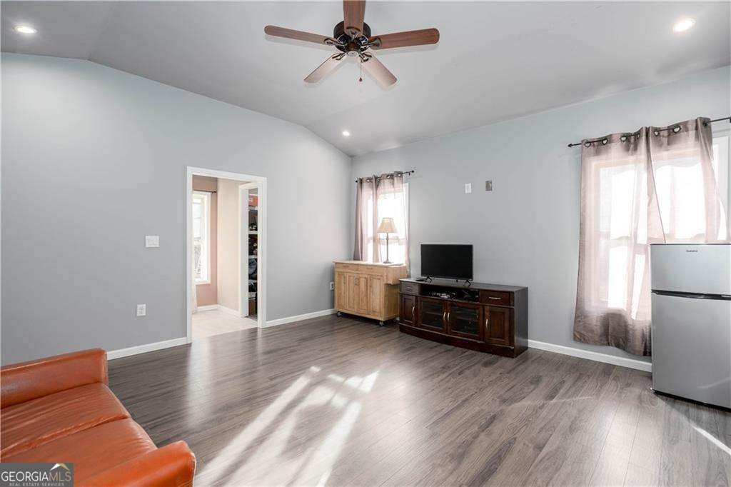 2727 Crestworth Lane Buford - Photo 24
