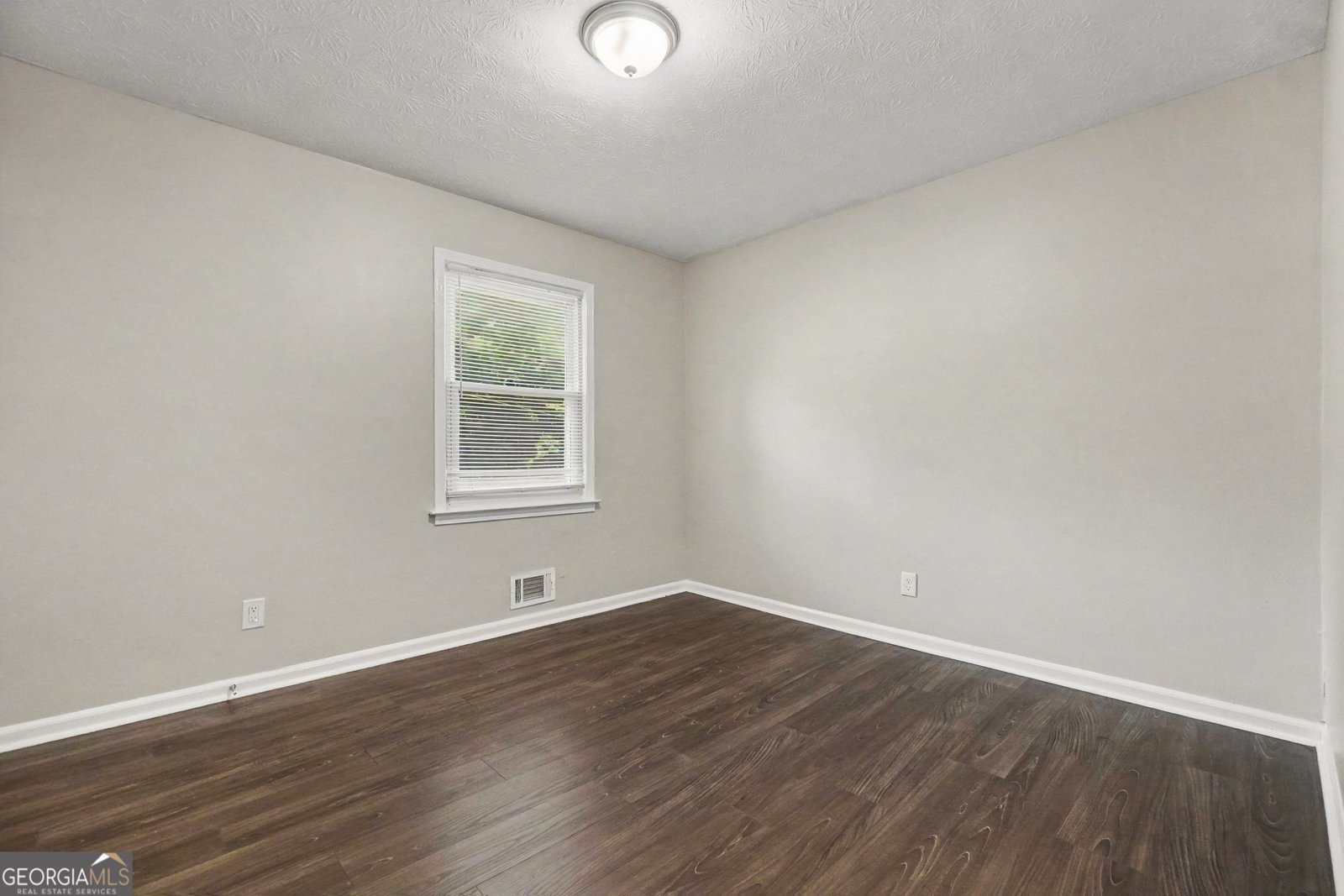 3750 Paul Street Douglasville - Photo 8