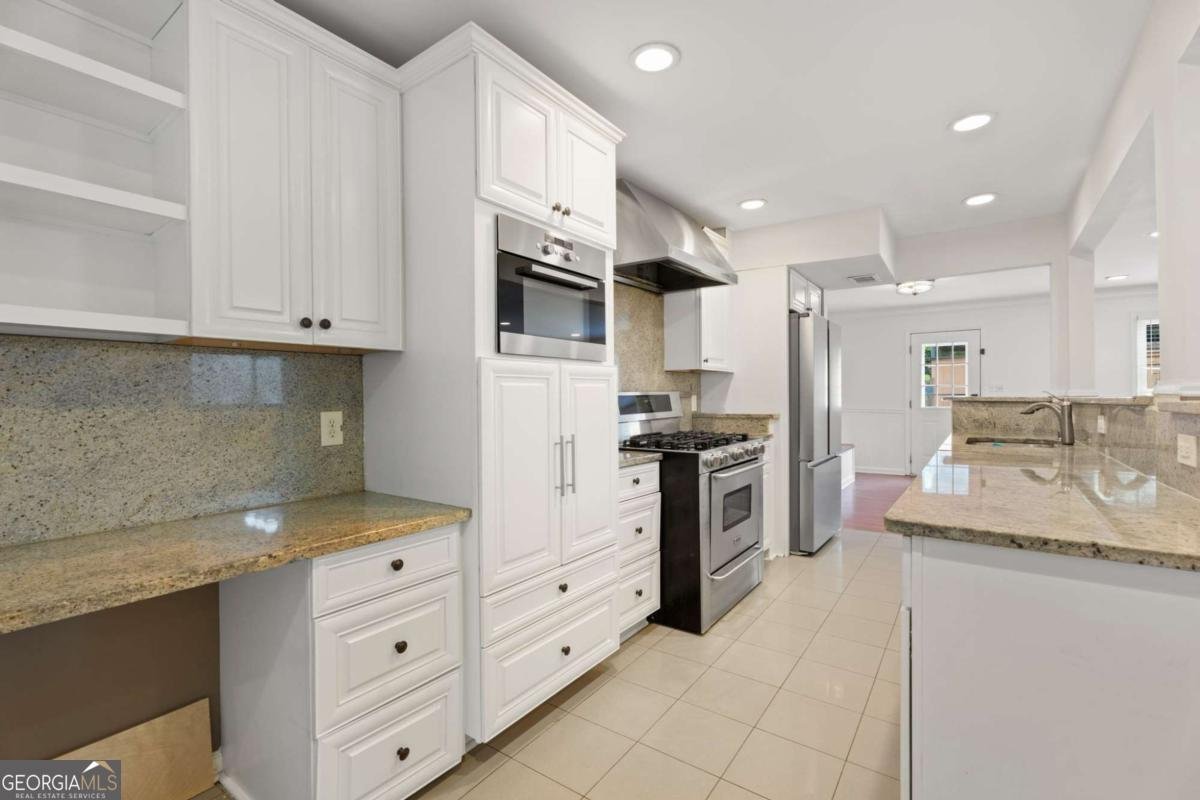 707 Garden Walk Drive Stone Mountain - Photo 12