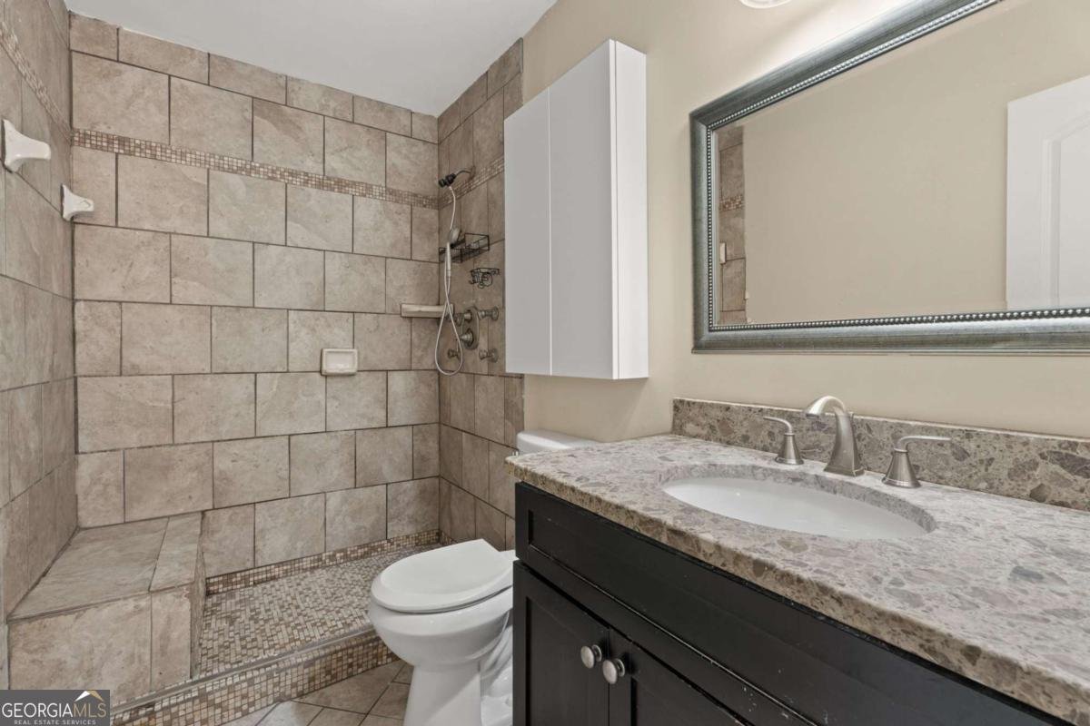 707 Garden Walk Drive Stone Mountain - Photo 19