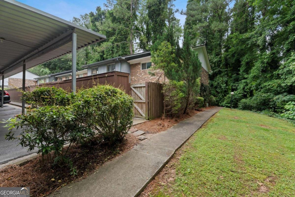 707 Garden Walk Drive Stone Mountain - Photo 31