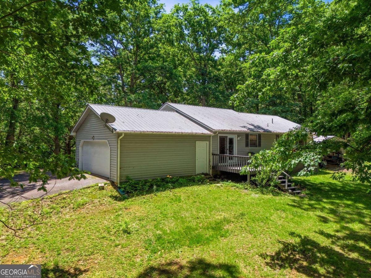 2455 Oak Knoll Drive Hiawassee - Photo 16