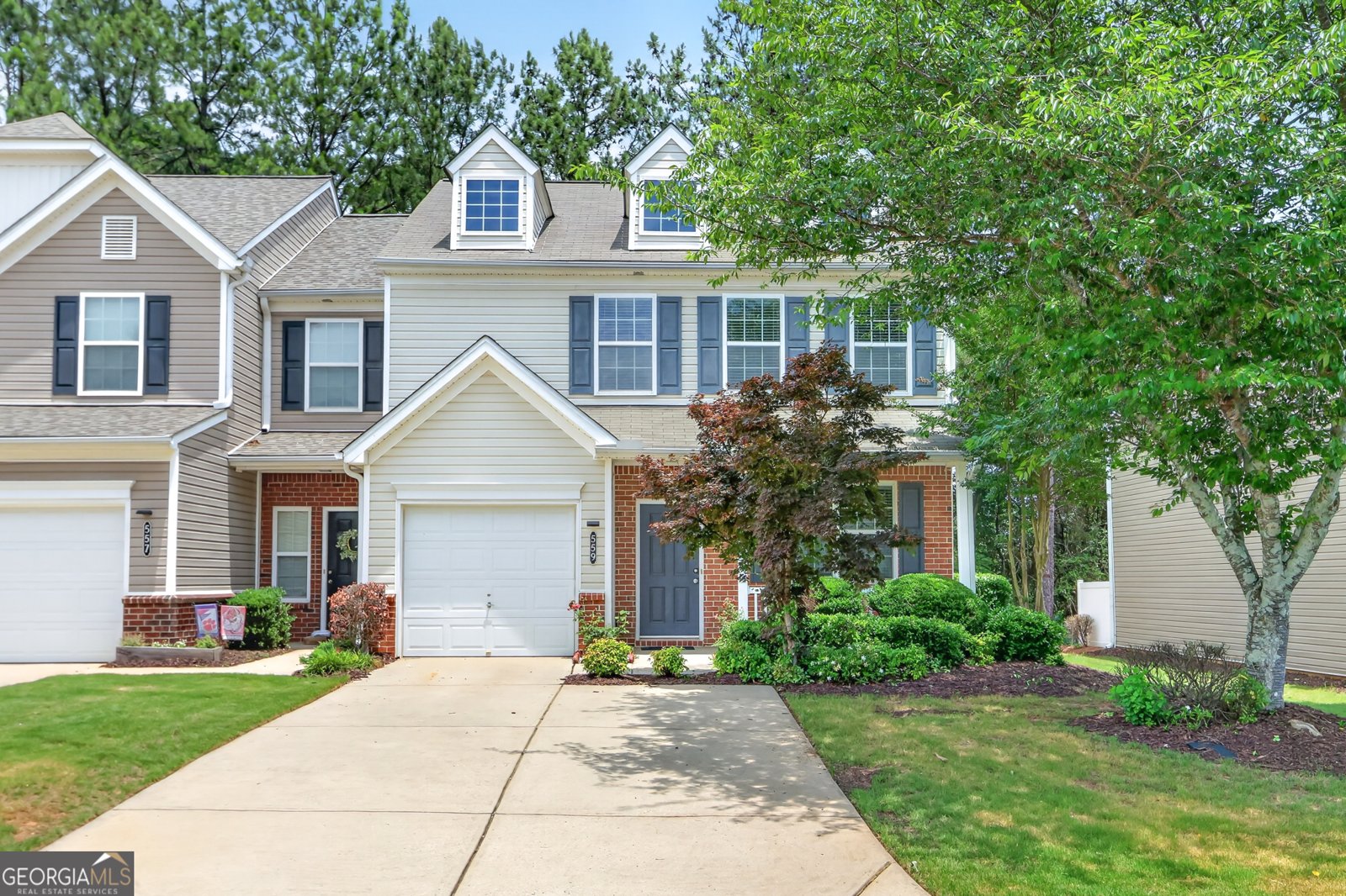 559 Windstone Trail Alpharetta - main photo