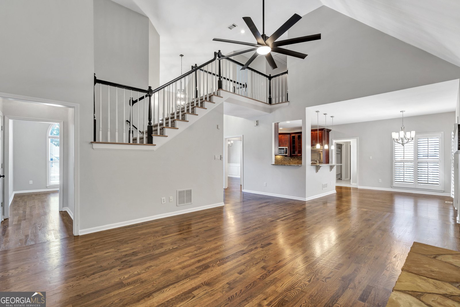 4344 Aldenham Way Suwanee - Photo 9
