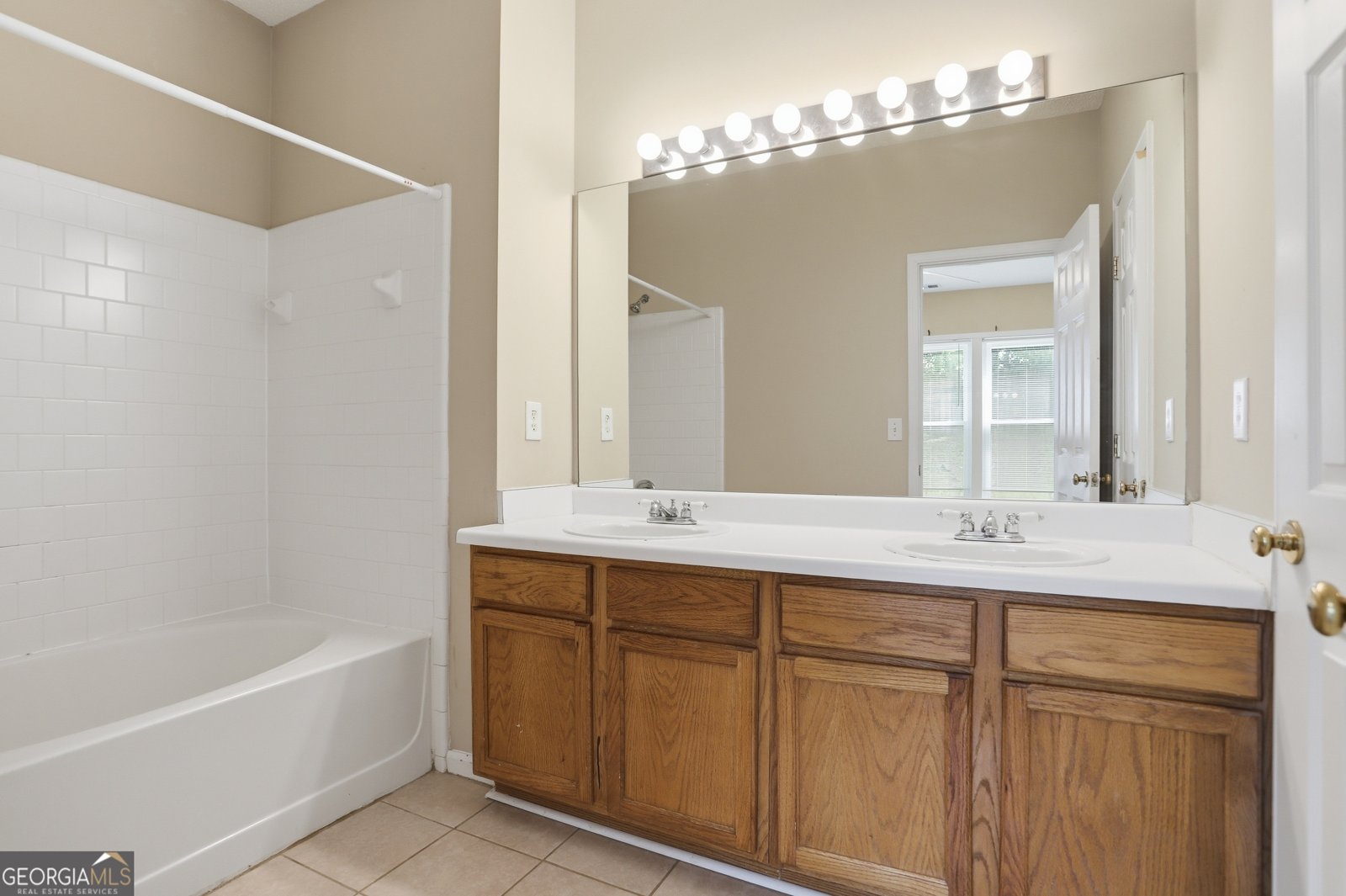 1635 Heyford Circle Kennesaw - Photo 6