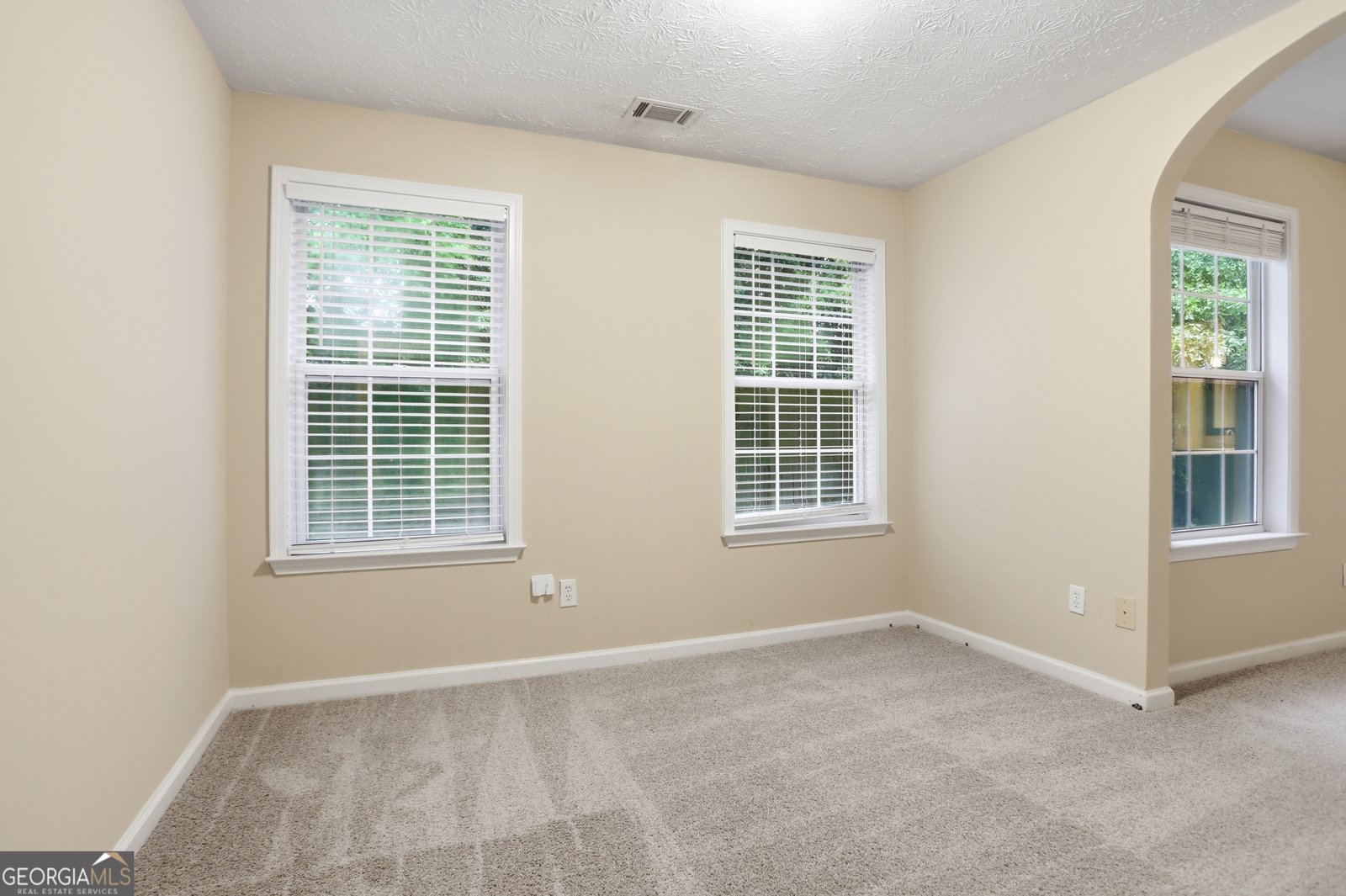 237 Kensington Trace Stockbridge - Photo 23