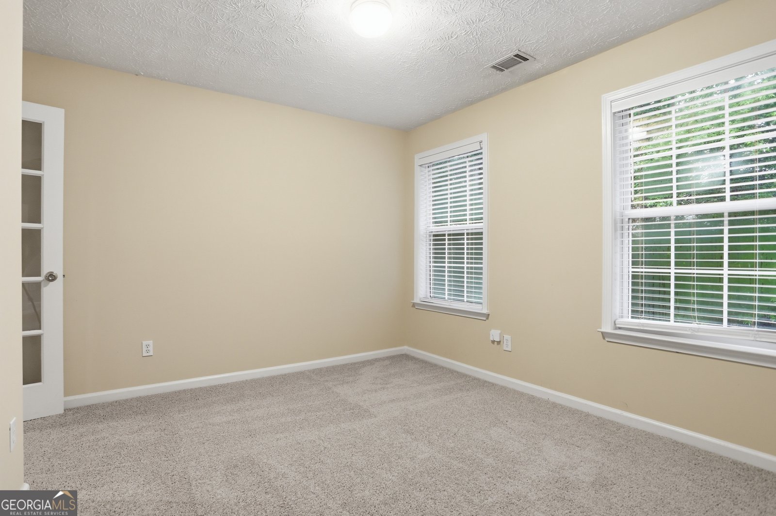 237 Kensington Trace Stockbridge - Photo 25