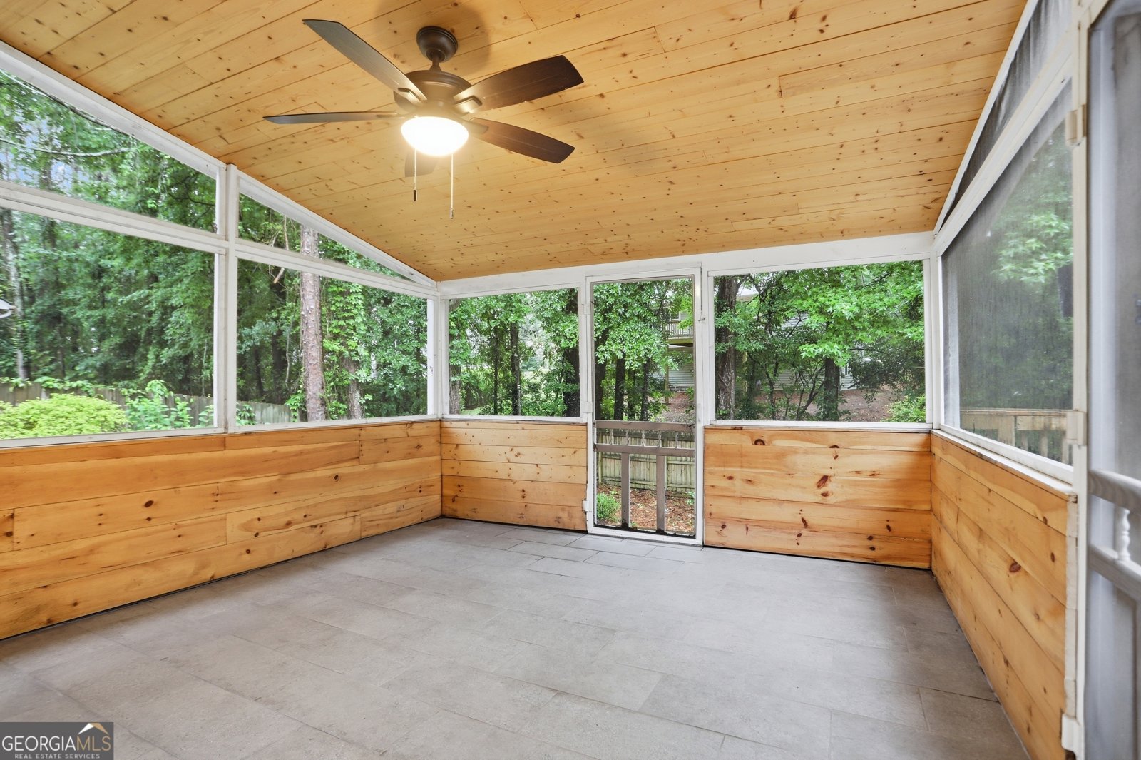 237 Kensington Trace Stockbridge - Photo 35