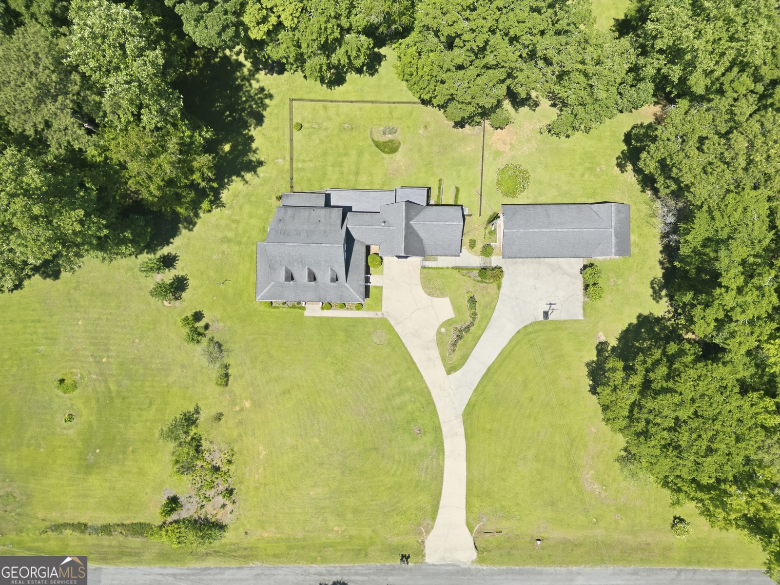 201 Sleepy Creek Road Macon - Photo 19