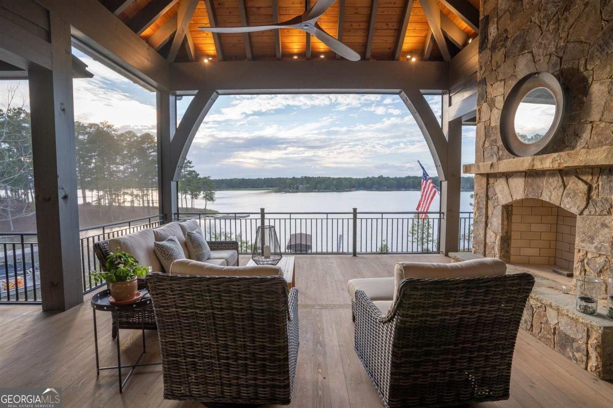 1010 Sundown View Greensboro - Photo 10