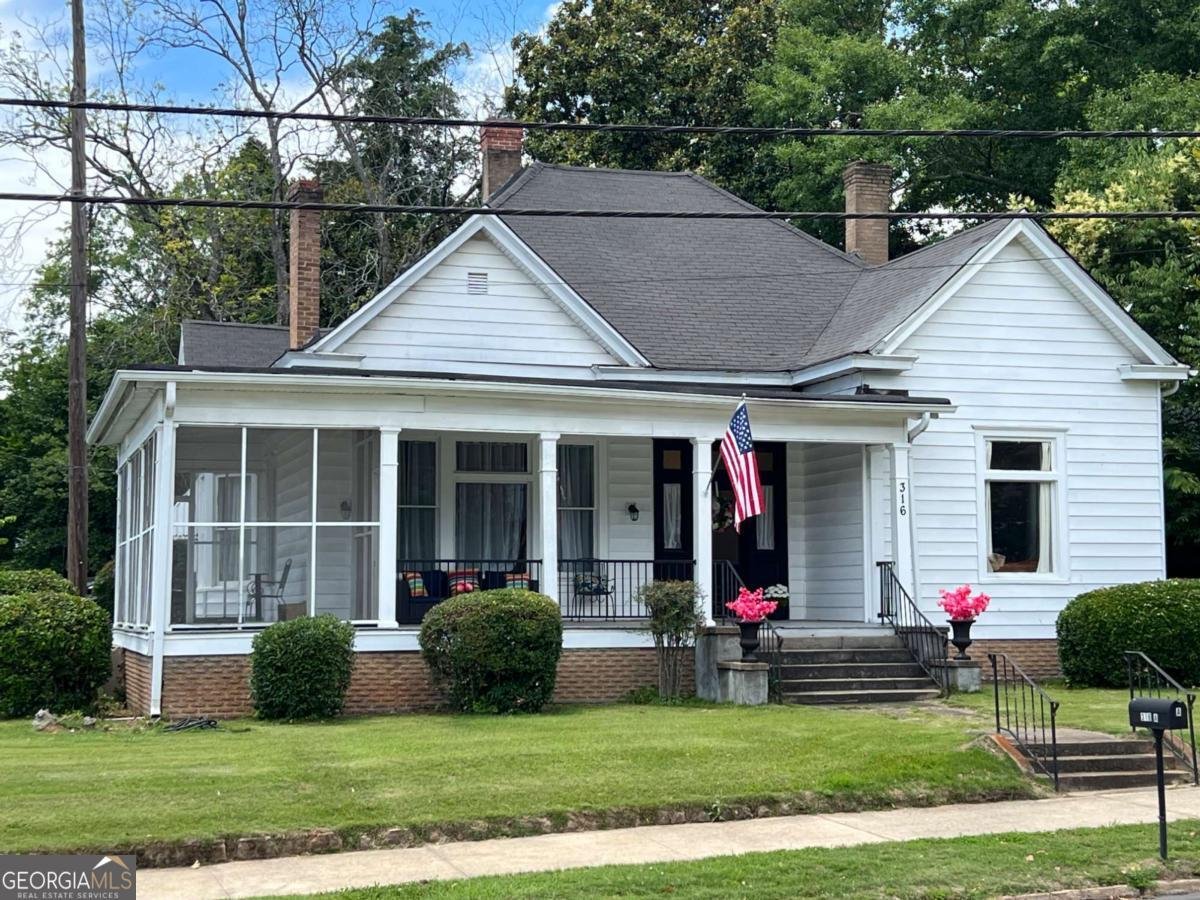 316 College Street Carrollton - main photo