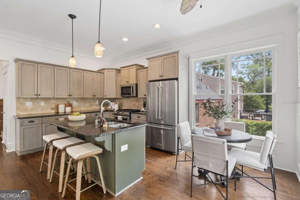 2129 Oakview Road Atlanta - Photo 12