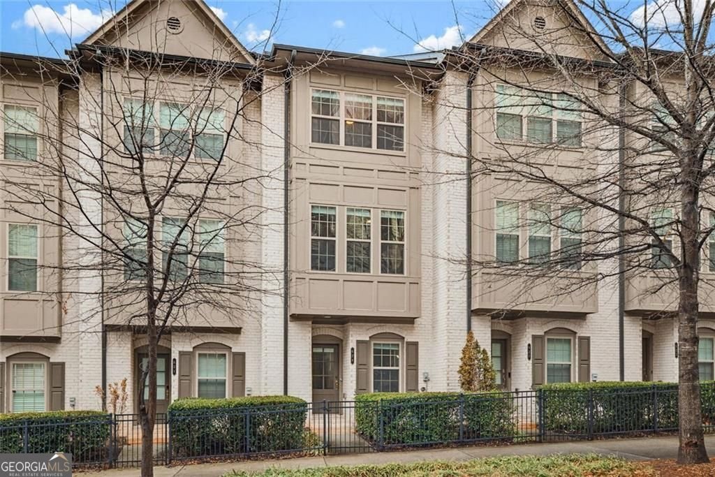 629 Broadview Place Atlanta - main photo
