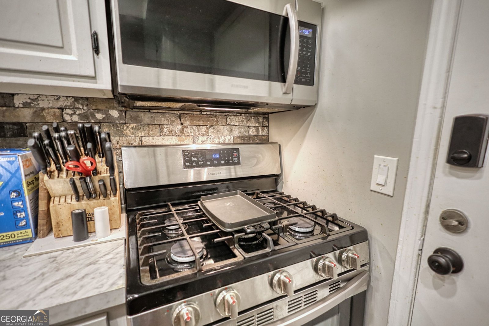 6851 Roswell Rd Apt C 8 Sandy Springs - Photo 21