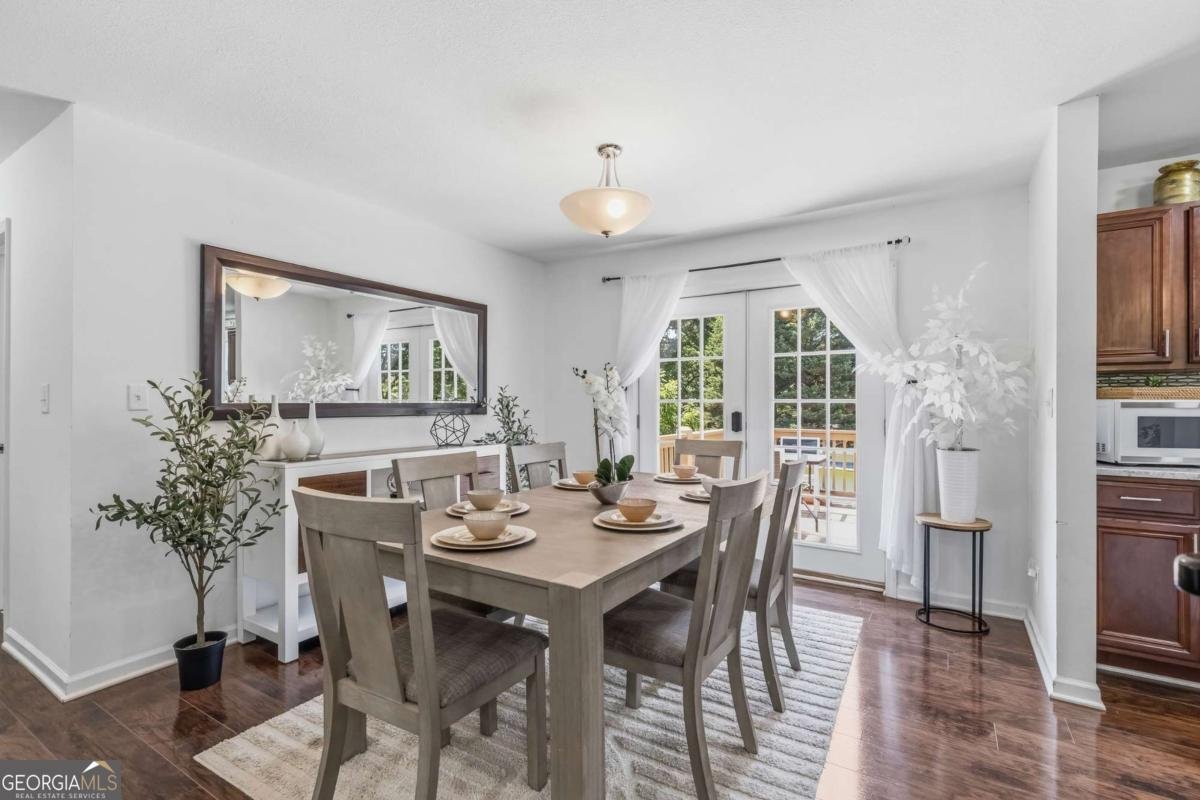 1085 Azalea Circle Marietta - Photo 10