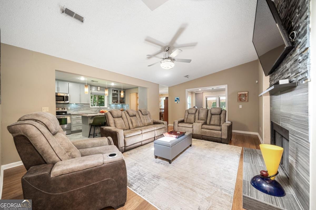 2760 Baramore Road Marietta - Photo 15