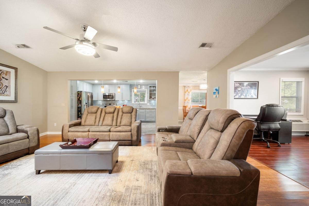 2760 Baramore Road Marietta - Photo 17
