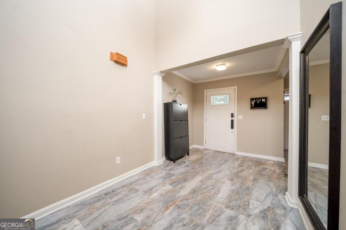 2760 Baramore Road Marietta - Photo 8