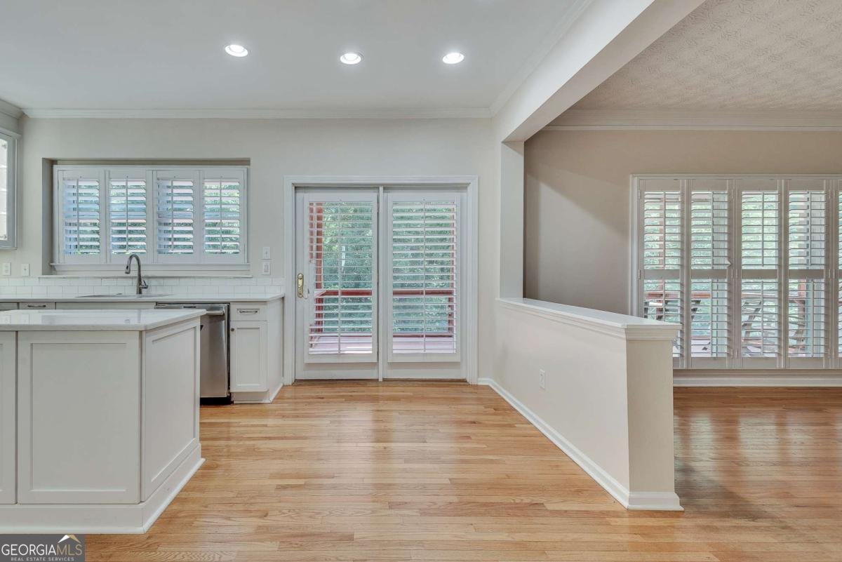 6551 Maid Marion Close Alpharetta - Photo 16
