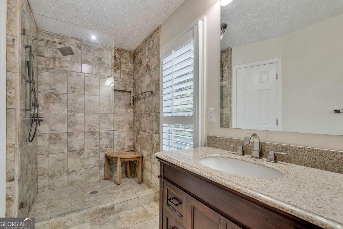 6551 Maid Marion Close Alpharetta - Photo 32