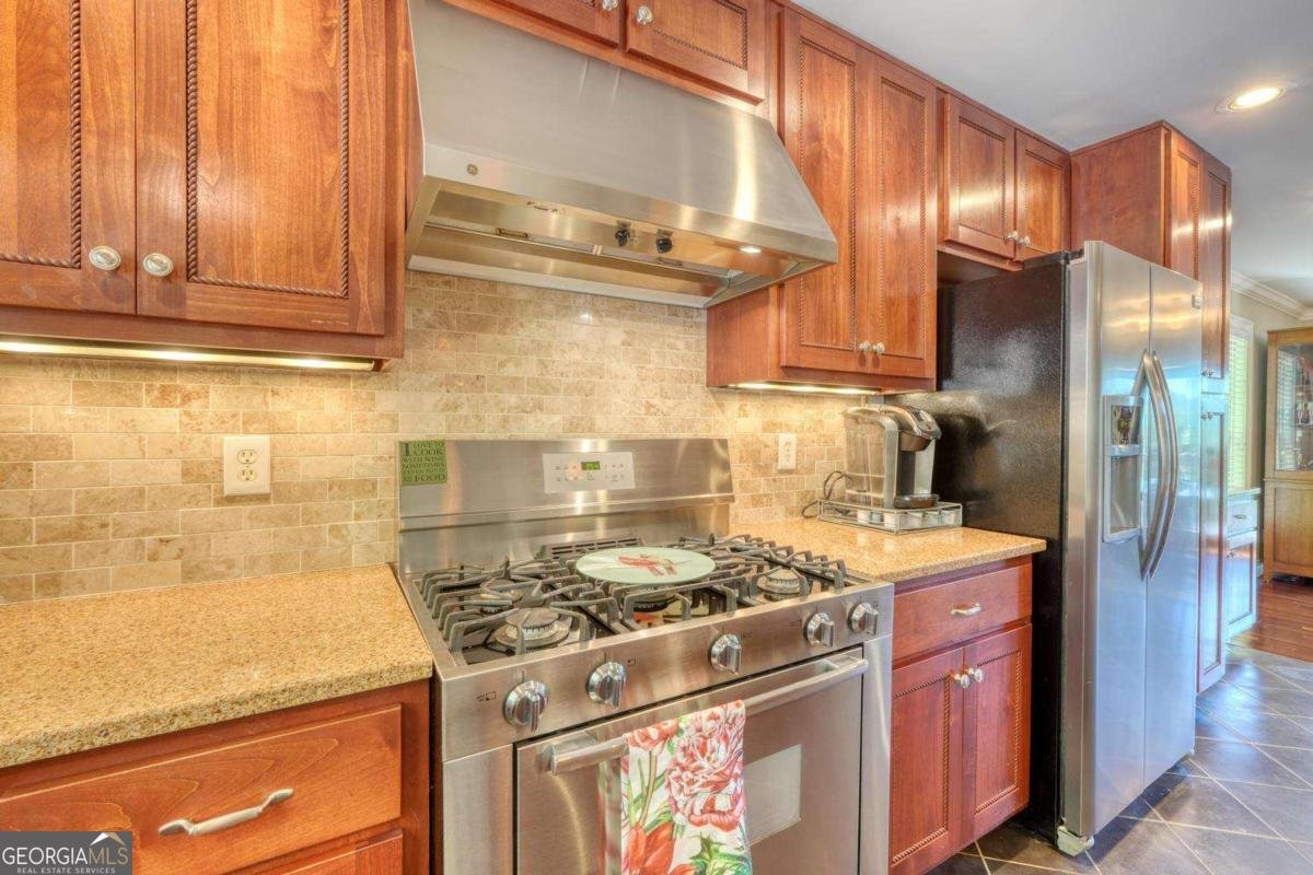 276 Lancelot Loop Clayton - Photo 20