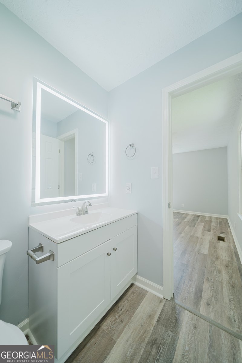 214 Oak Ridge Drive Byron - Photo 17